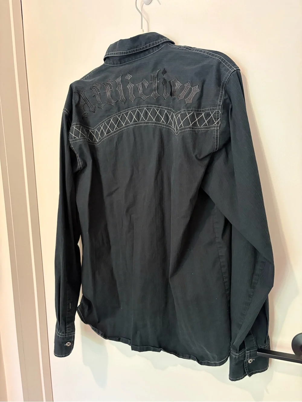 Affliction Black Premium Button Up Shirt Eagle Black White Embroidery Cotton L